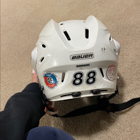 Helmet - Picture 3 of 3